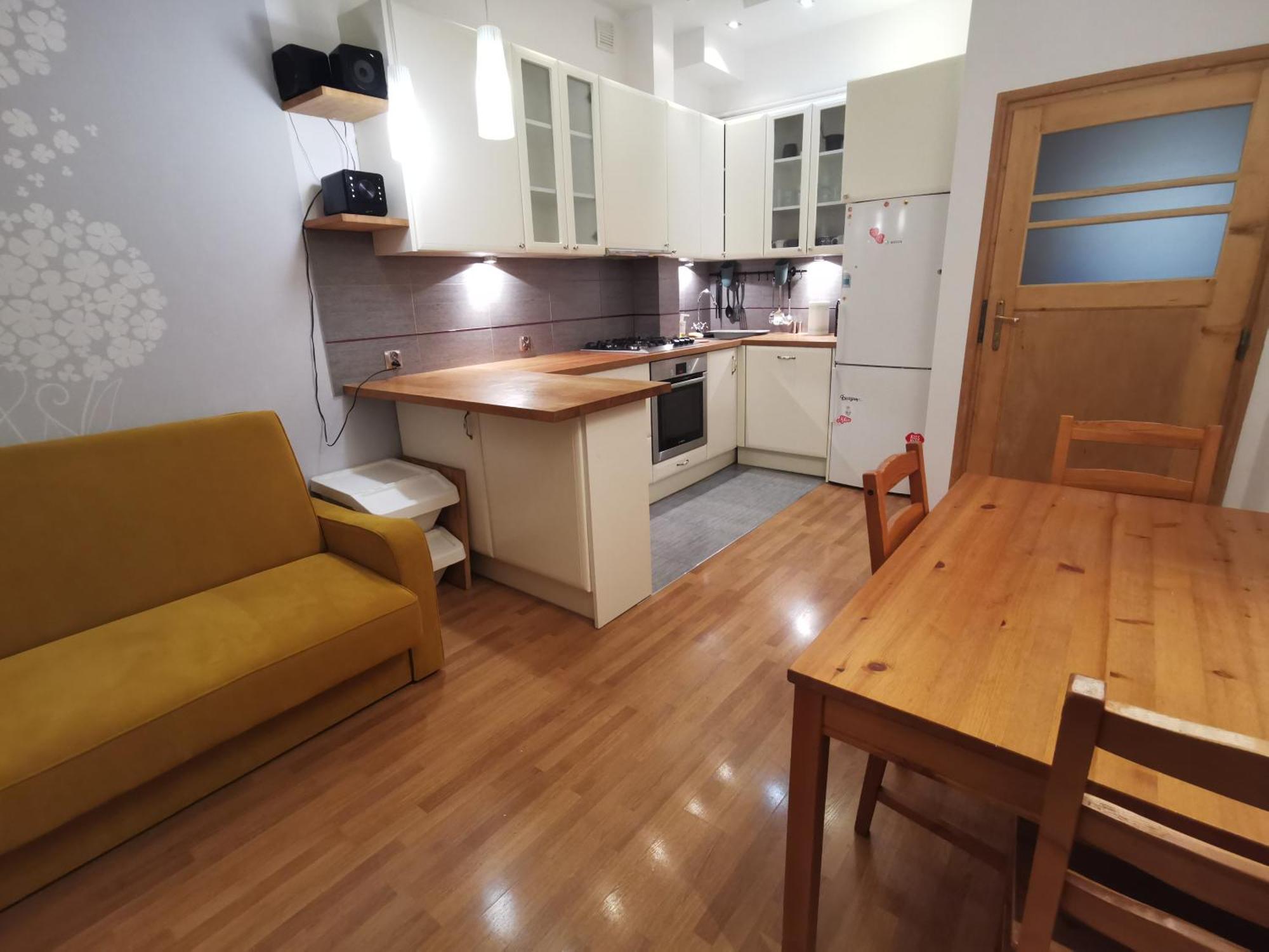 Cozy Spacious Apartment With Balcony Cracovia Esterno foto