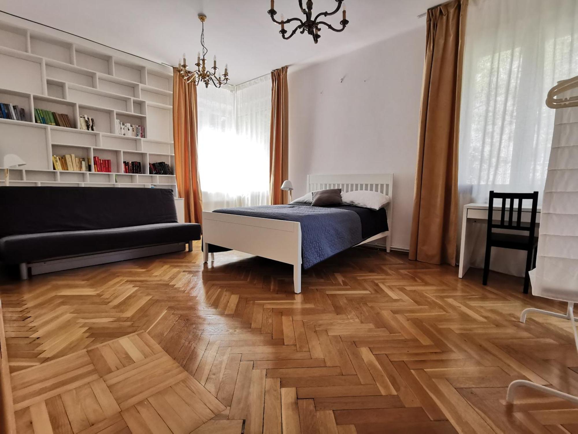 Cozy Spacious Apartment With Balcony Cracovia Esterno foto